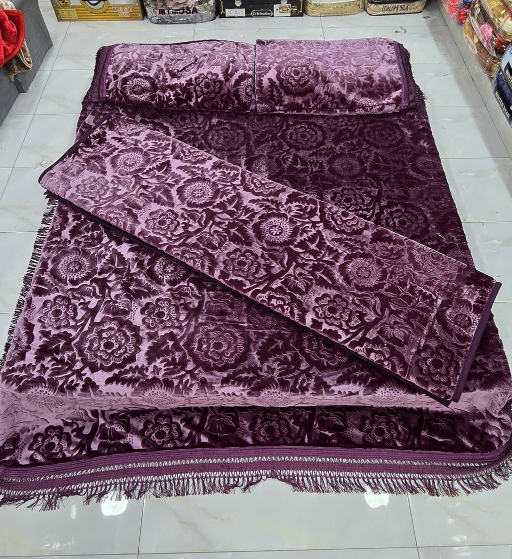 👑 Crown Campbell 4 Pcs Bedding Set